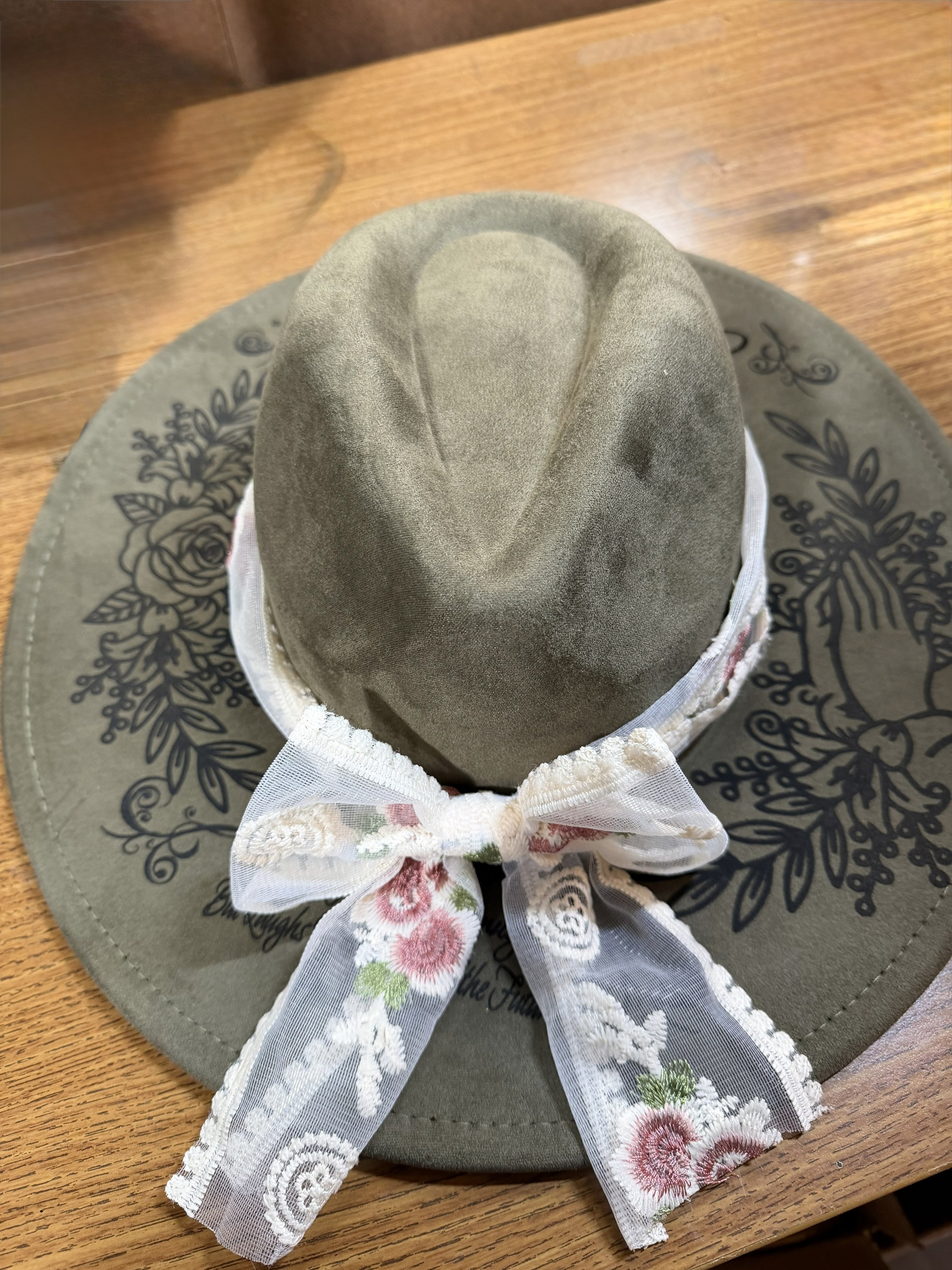 Amazing Grace Ladies Hat