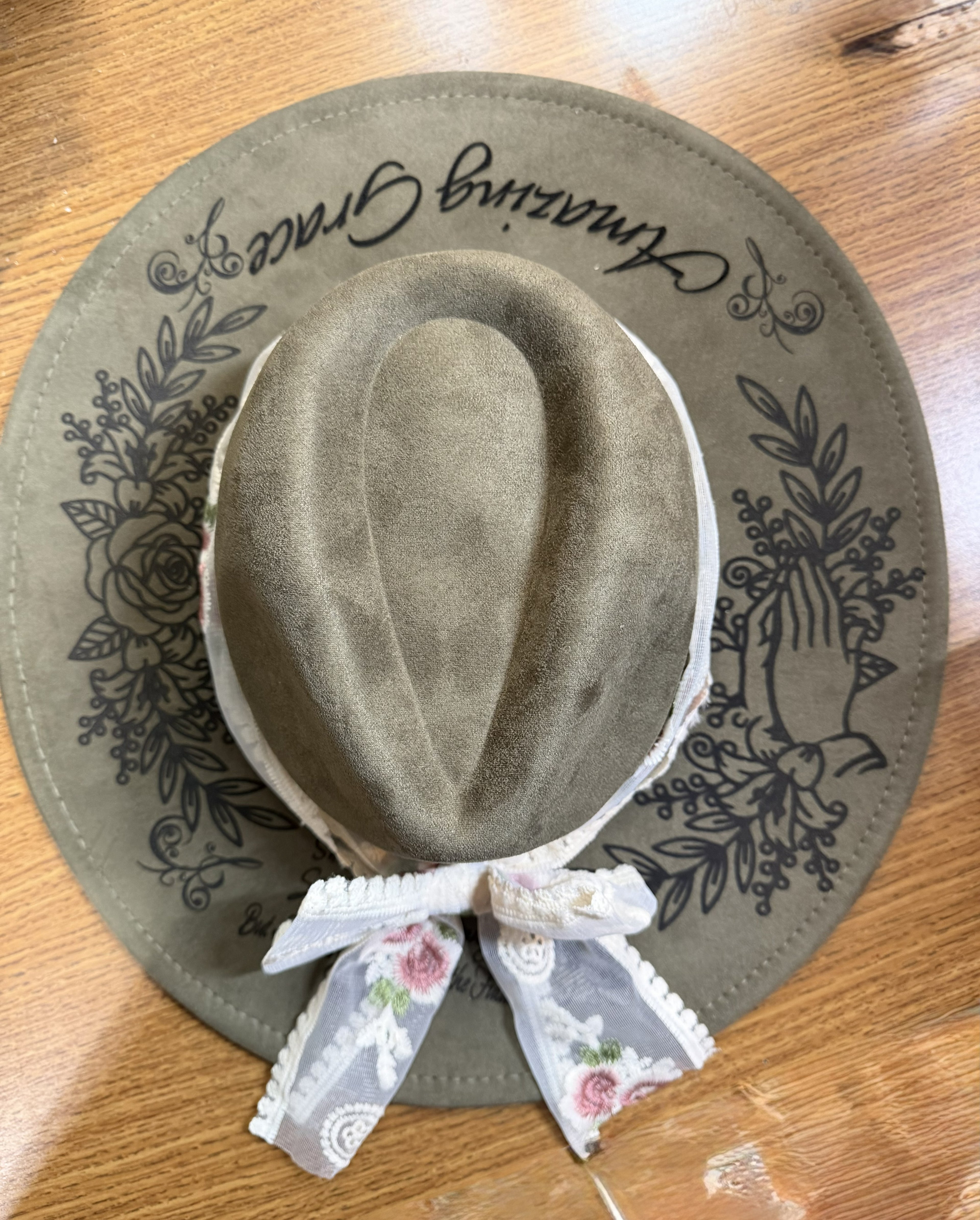 Amazing Grace Ladies Hat